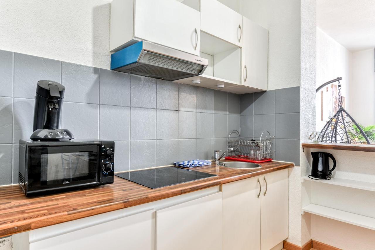 Apartamento Parenthèse Occitane -WIFI - Balnéo- Parking Gratuit - Netflix Carcasona Exterior foto